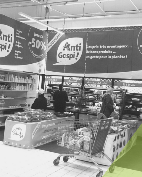 FOOD RETAILERS AIM TO COMBAT FOOD WASTE